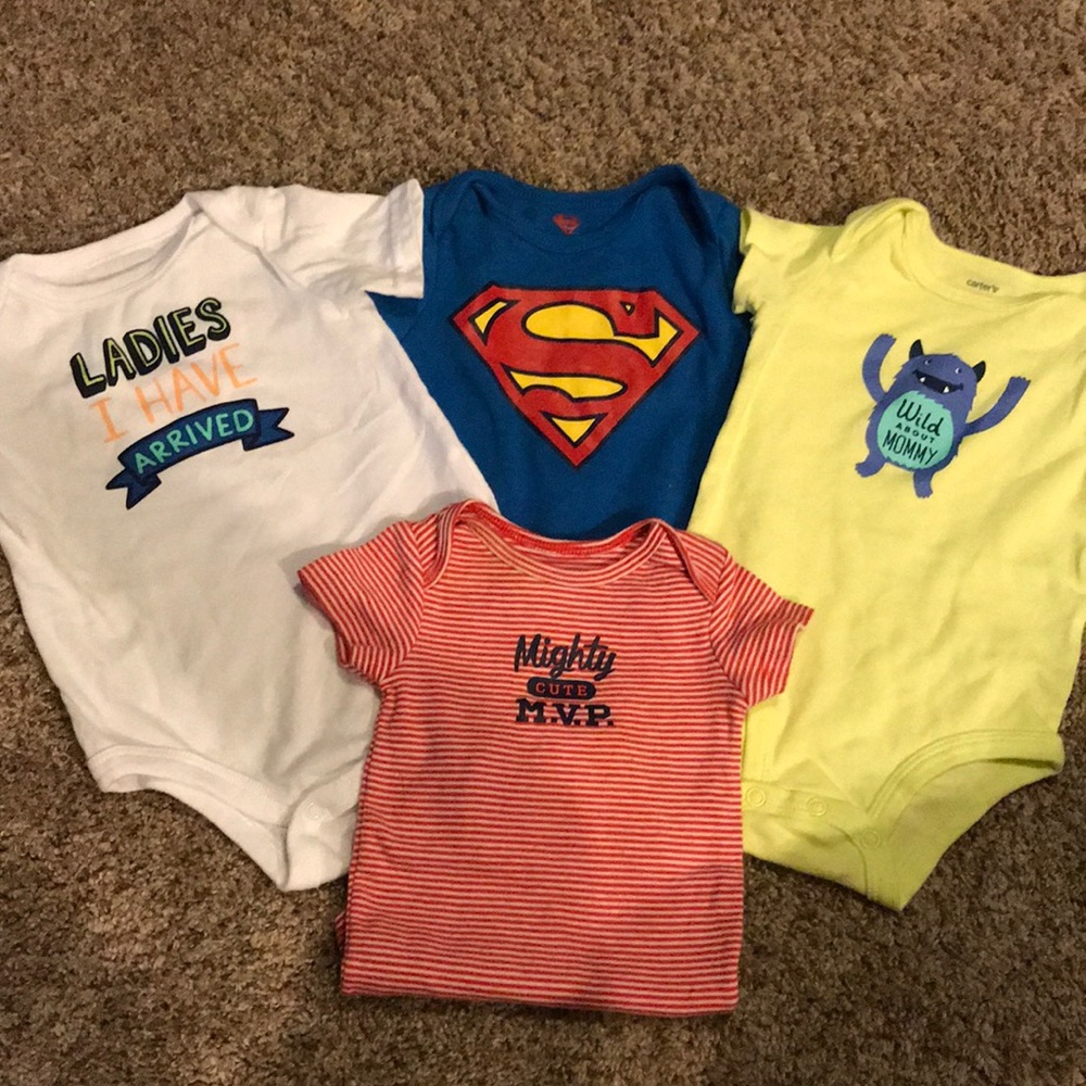 Onesie bundle (4) Carter’s, Circo, Superman; 6M